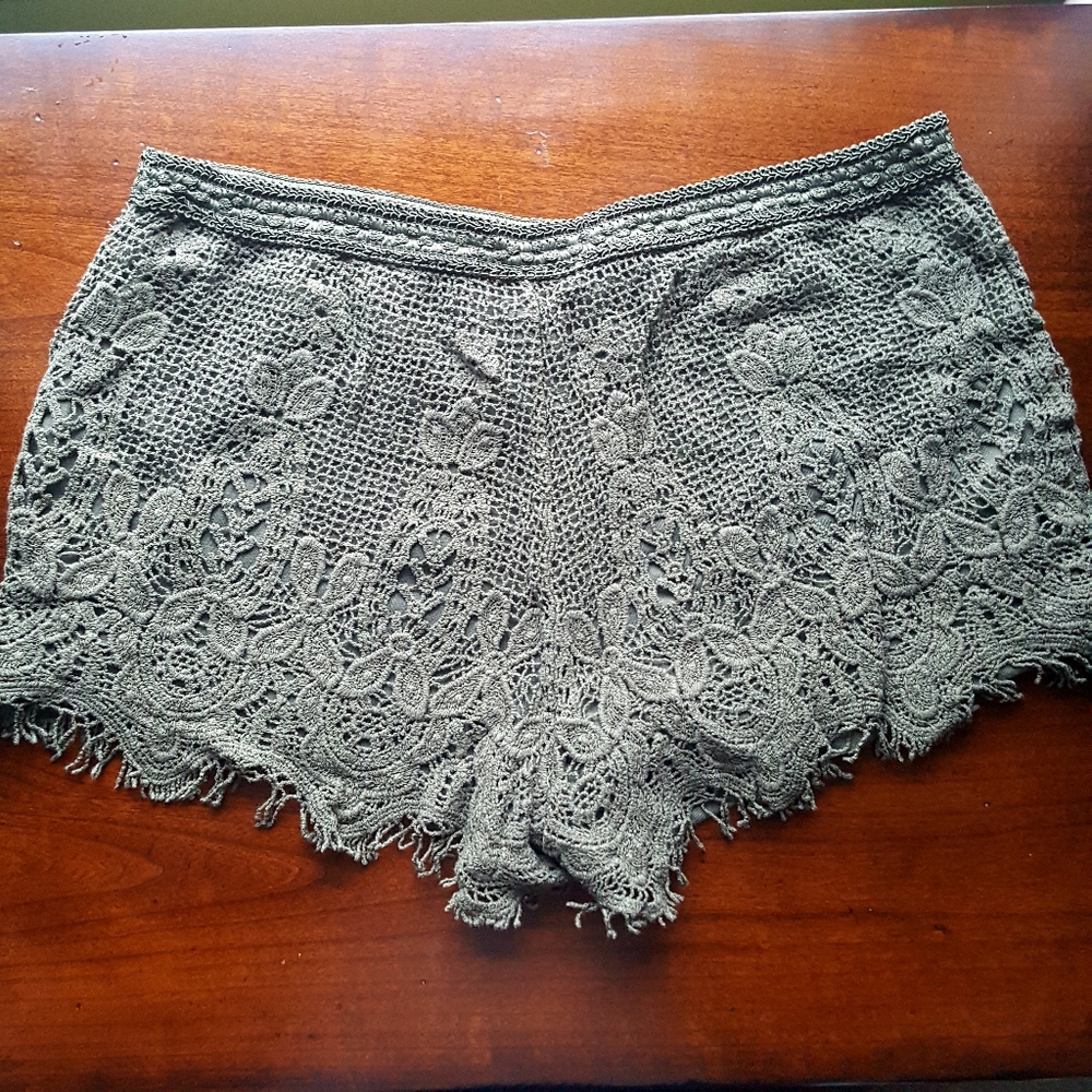 NWOT Crochet Short